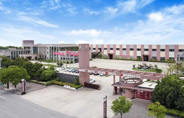 上臣地板知識產權服務詳解 加盟代理中的品牌保護與法律支持